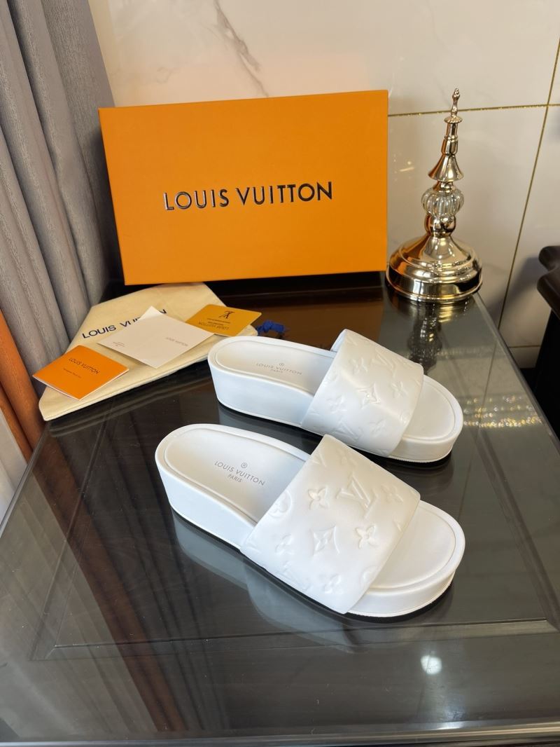 Louis Vuitton Slippers